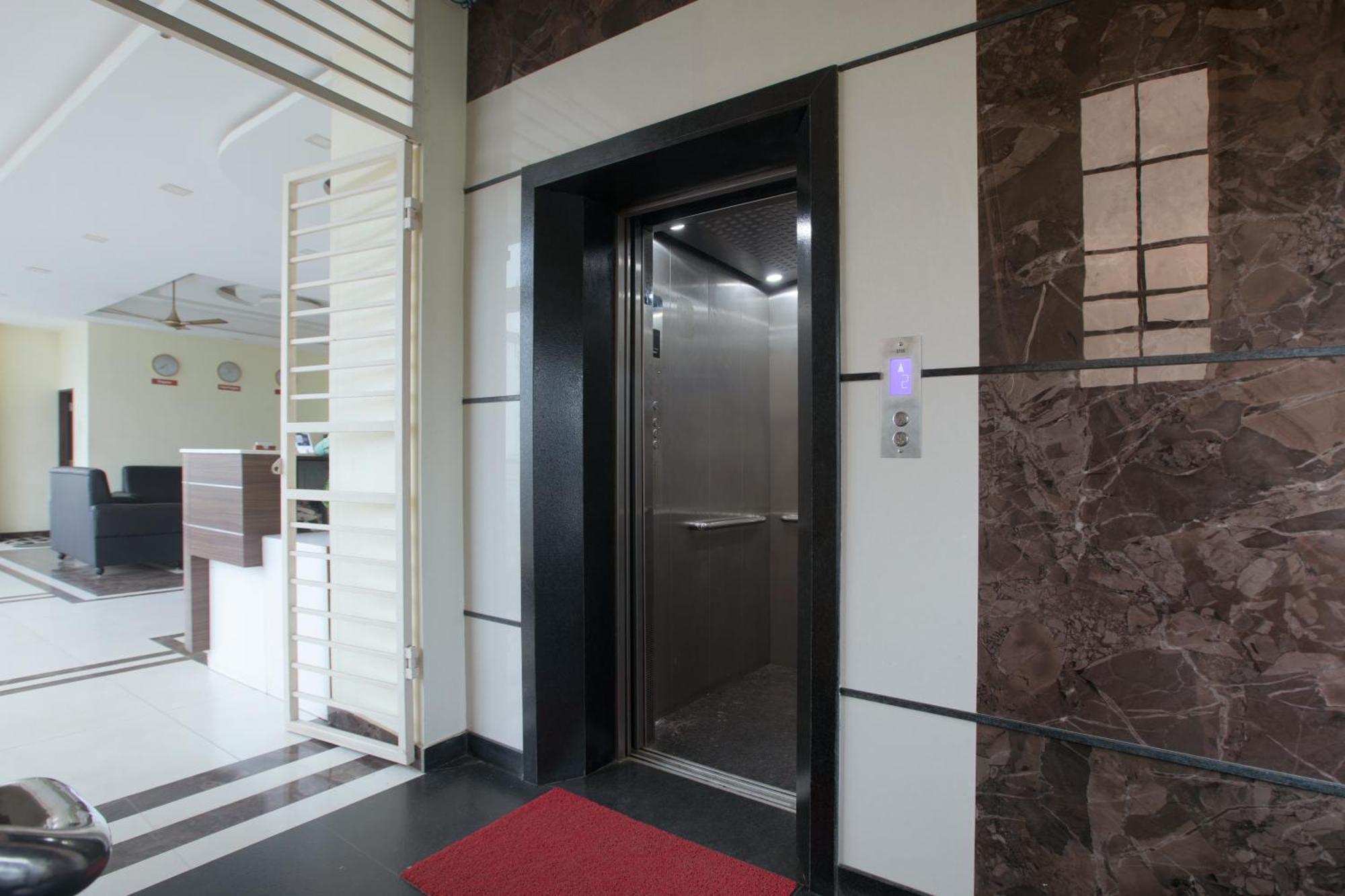 Manjhi Residency Hotel Tiruchirappalli Exterior photo