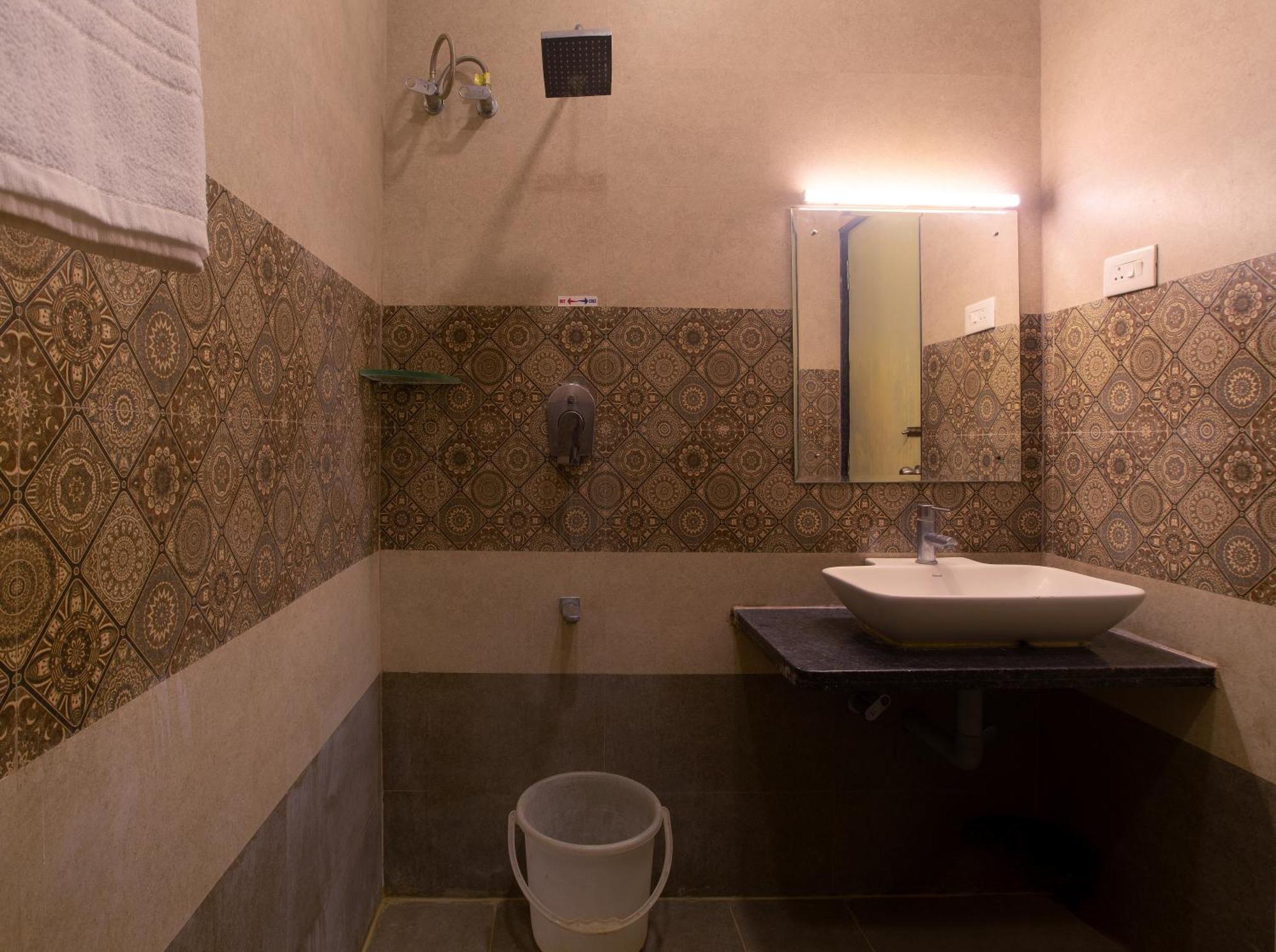 Manjhi Residency Hotel Tiruchirappalli Exterior photo
