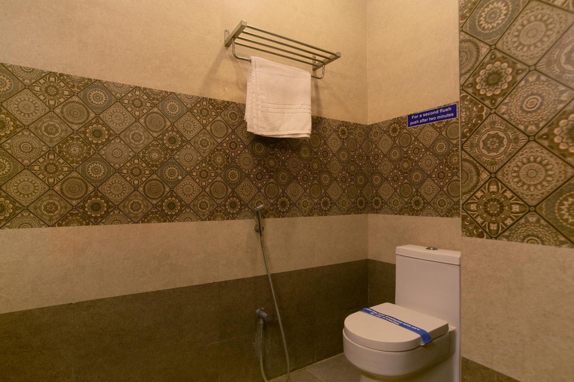 Manjhi Residency Hotel Tiruchirappalli Exterior photo