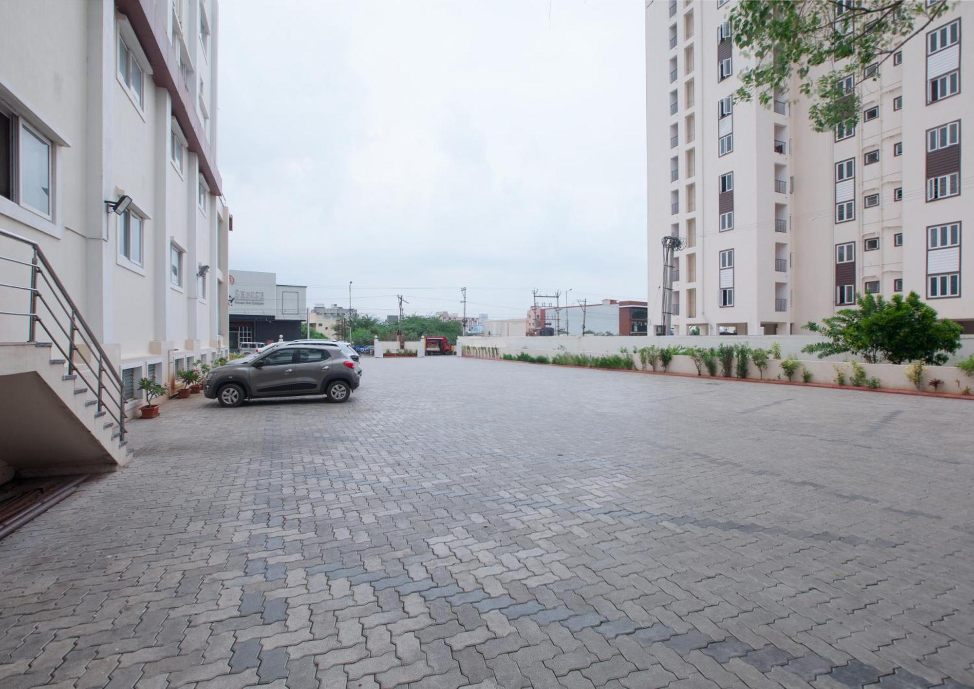 Manjhi Residency Hotel Tiruchirappalli Exterior photo